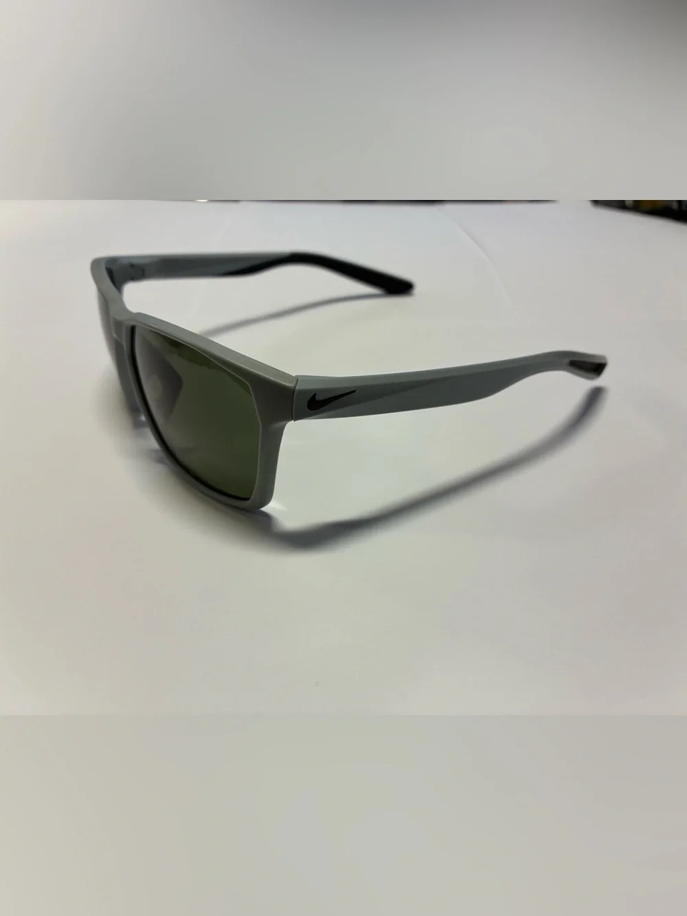 Nike Men's Gray Frame Sunglasses made in Italy